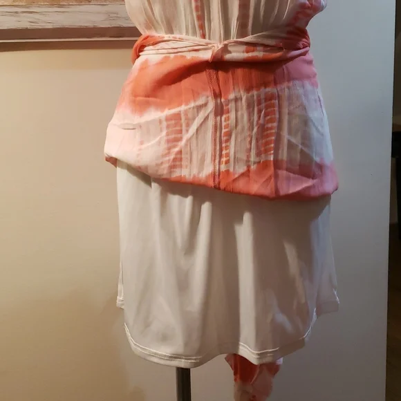 Flying Tomato Dresd - Picture 10 of 11